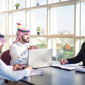 1UMFi2bE-arab-entrepreneur-meeting
